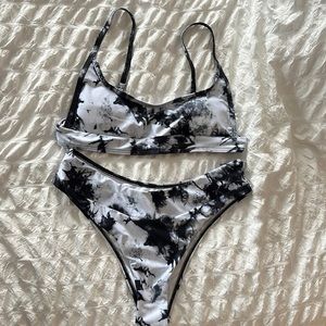 Black and white toy dye bathing suit